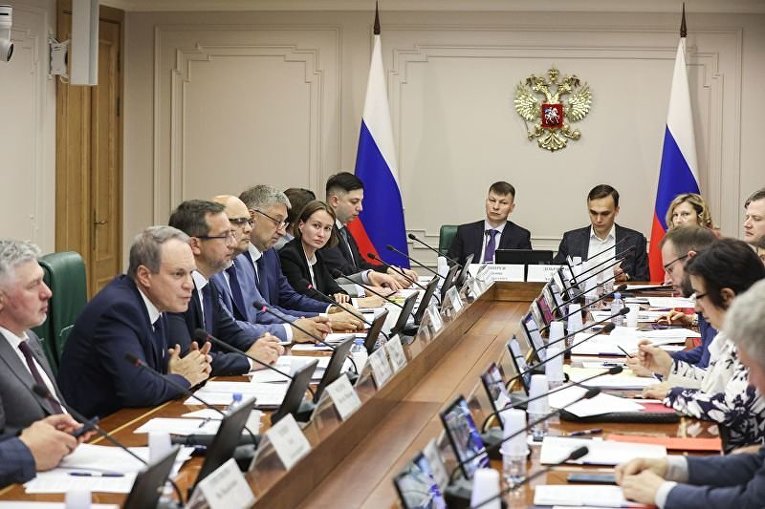 Регулирование института юридического представительства обсудили в Совфеде 