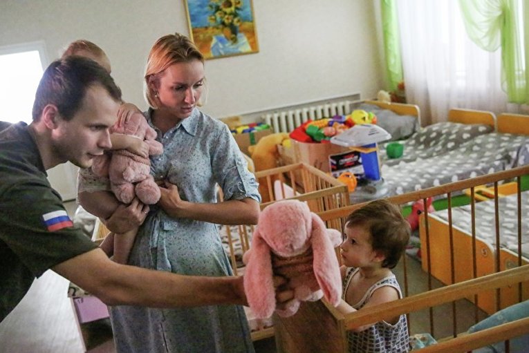 Львова-Белова адресно помогла почти 1,5 тыс детей из новых регионов в этом году 