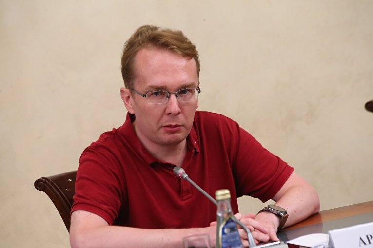 Эксперт ОП призывает партии скорее назначать наблюдателей за ДЭГ 